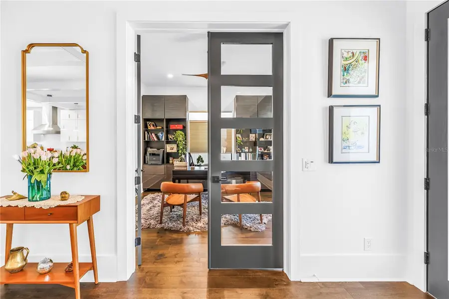 770 21st Avenue N, Saint Petersburg, FL 33704 - #3