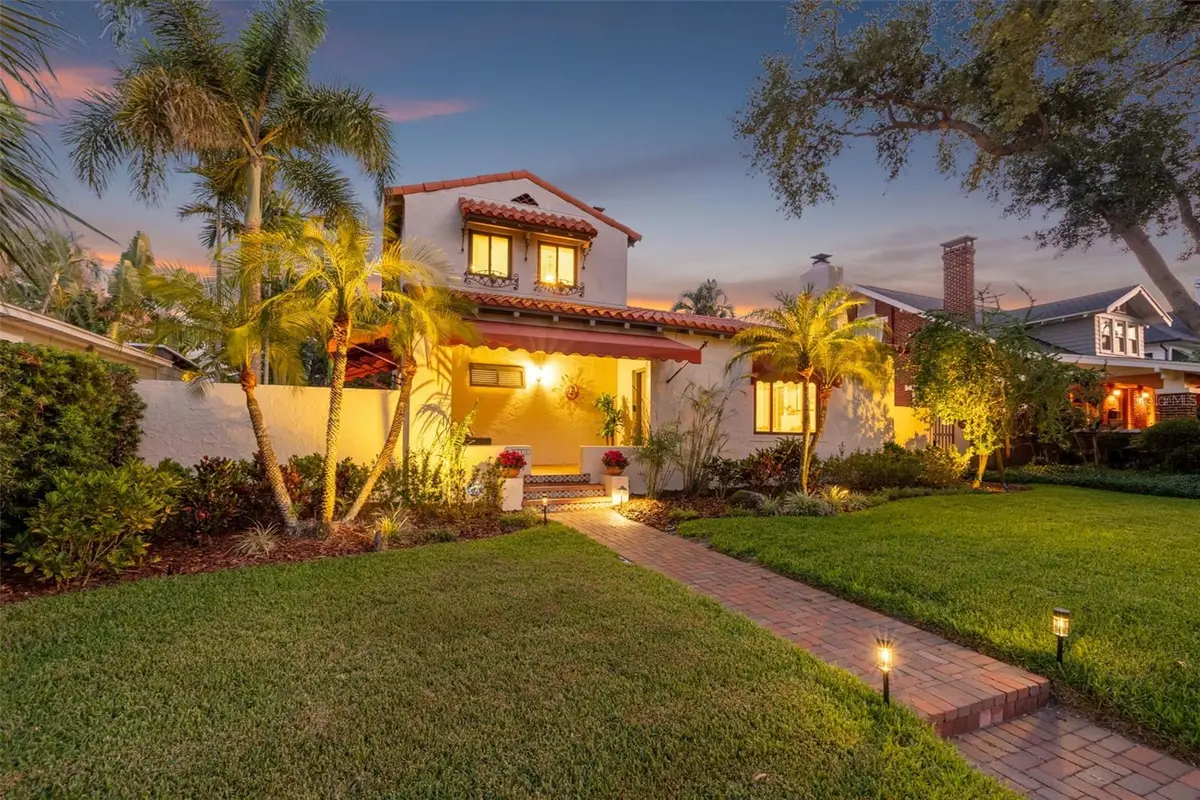 636 15th Avenue Ne, Saint Petersburg, FL 33704 - #1