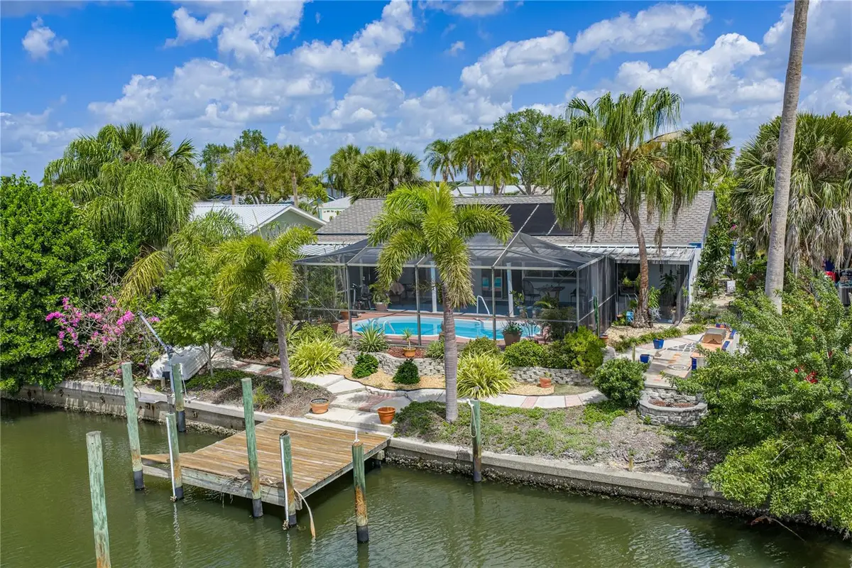 906 Sago Palm Way, Apollo Beach, FL 33572 - #1