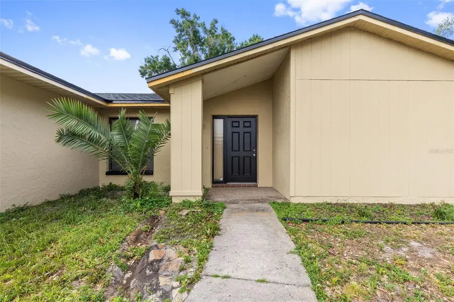 17635 Meadowbridge Drive, Lutz, FL 33549 - #2