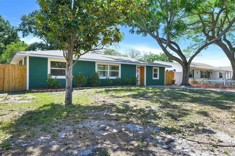 1521 S Jefferson Avenue, Clearwater, FL 33756 - #3