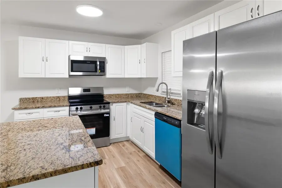 38245 12th Avenue, Zephyrhills, FL 33542 - #2