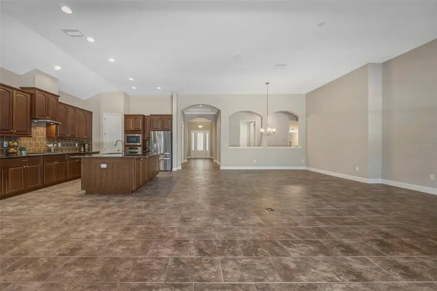 5201 Sparrowglen Place, Lithia, FL 33547 - #3