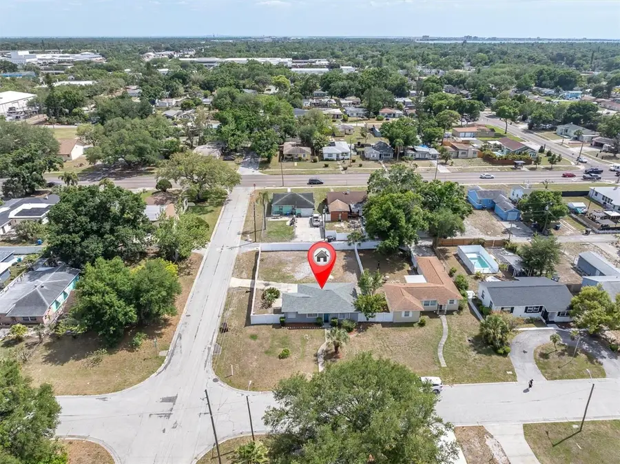 3600 4th Avenue S, Saint Petersburg, FL 33711 - #3