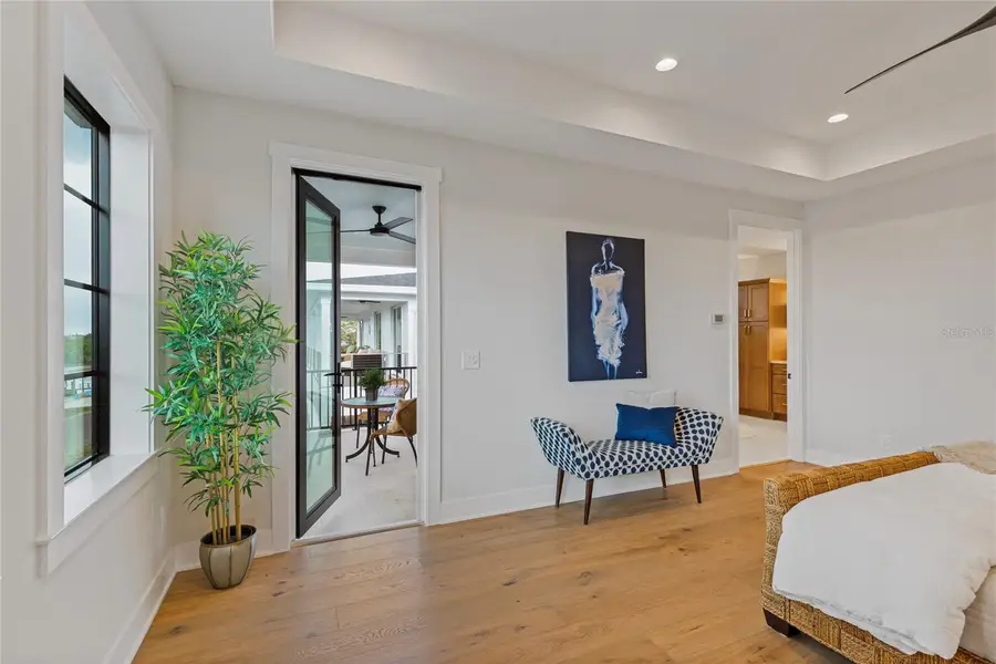 220 Ninetieth Avenue Ne, Saint Petersburg, FL 33702 - #3