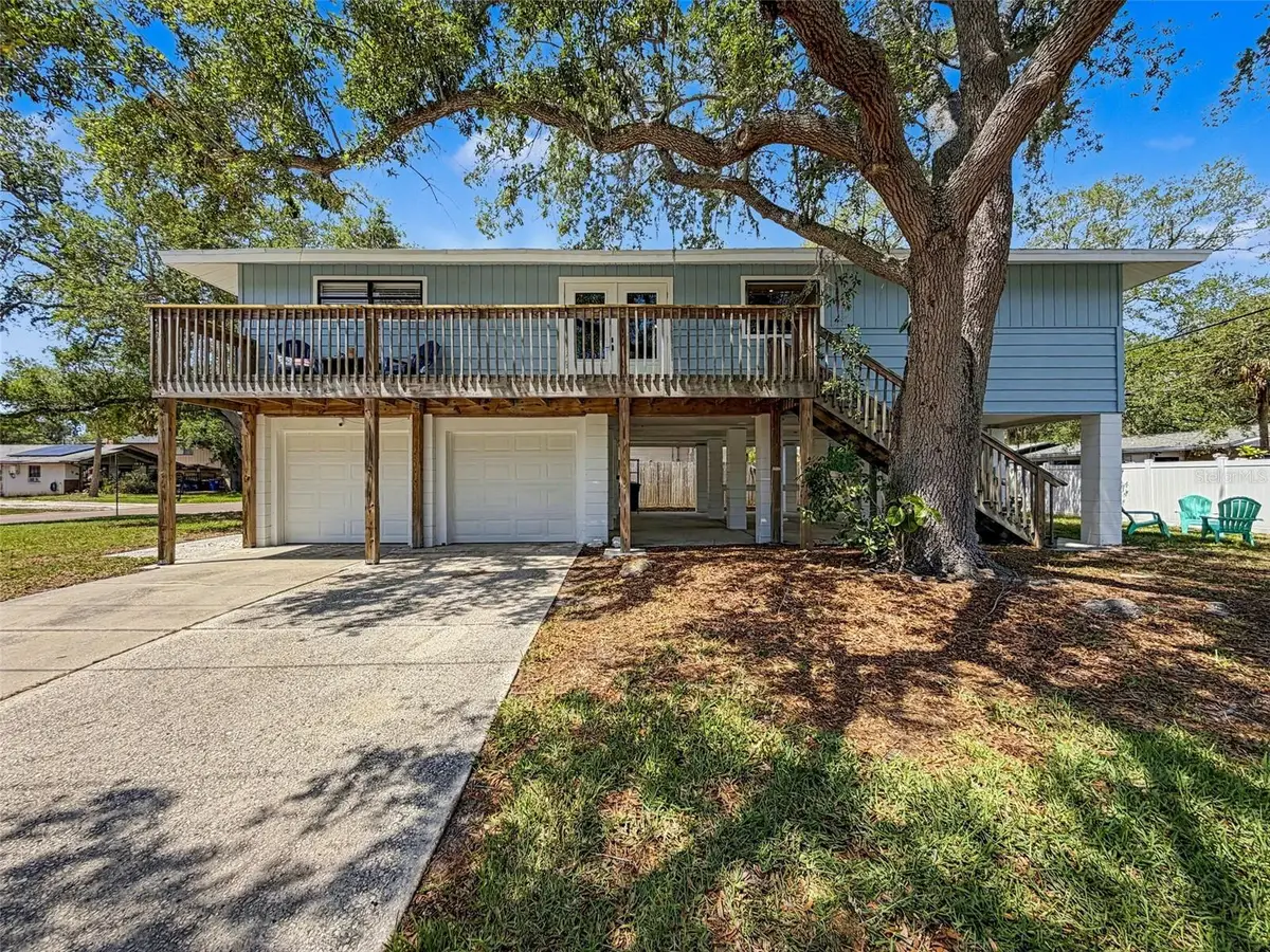 1899 Shore Acres Boulevard Ne, Saint Petersburg, FL 33703 - #1