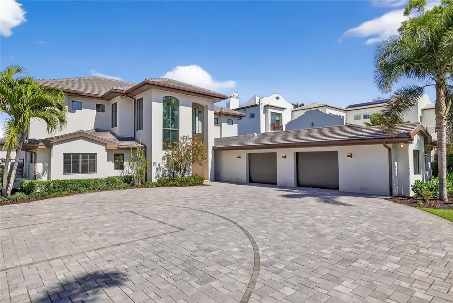 460 Coffee Pot Riviera Ne, Saint Petersburg, FL 33704 - #2