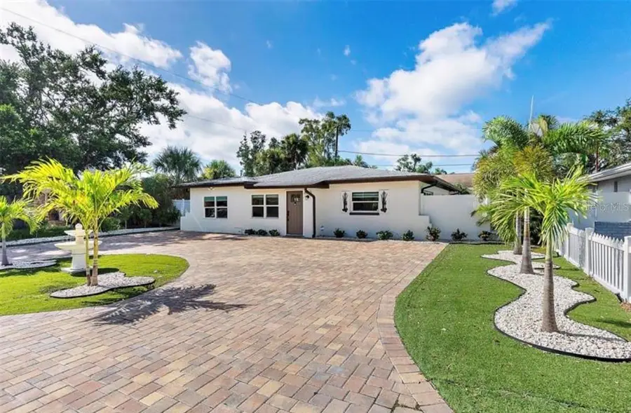 6750 W Flamingo Way S, Saint Petersburg, FL 33707 - #3