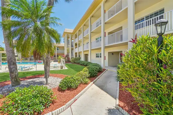 3850 13th Avenue N #212, ST PETERSBURG, FL 33713