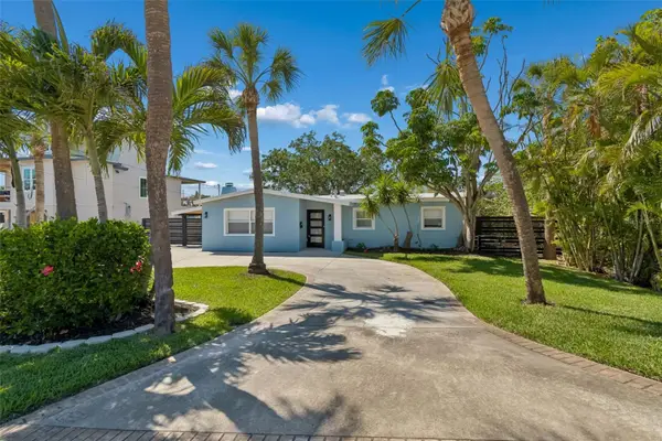 4790 Shore Acres Boulevard Ne, ST PETERSBURG, FL 33703