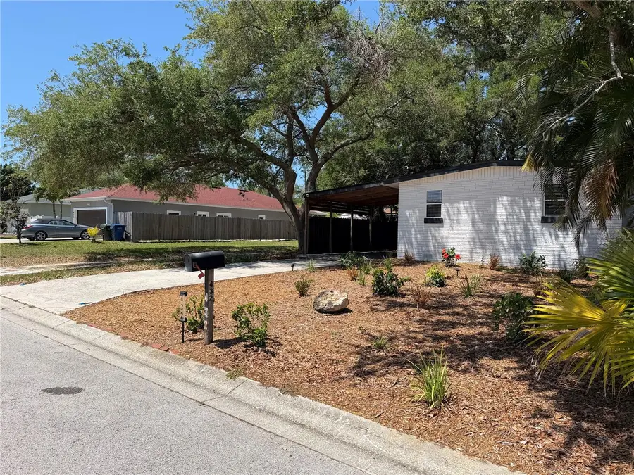 432 2nd Avenue Ne, Largo, FL 33770 - #2