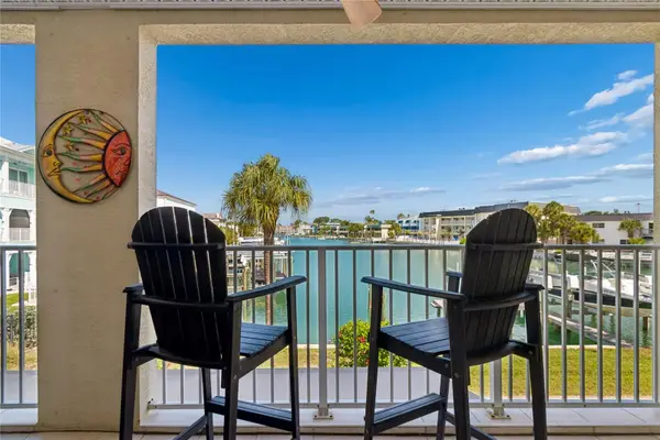 152 117th Avenue, ST PETERSBURG, FL 33706