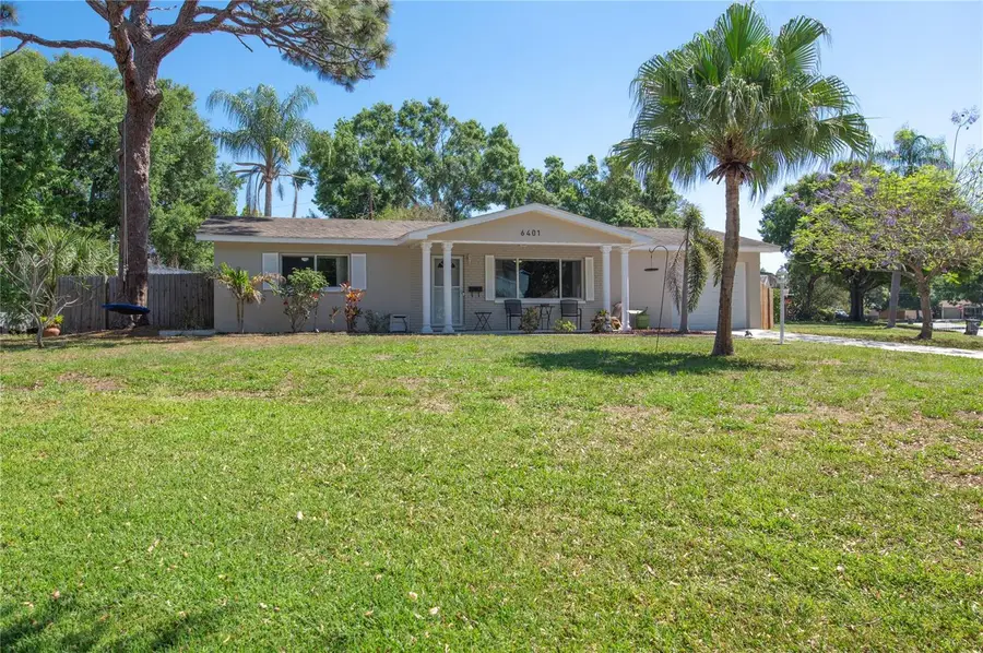 6401 26th Way N, Saint Petersburg, FL 33702 - #2