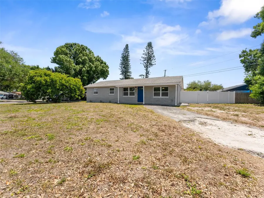 9091 83rd Way, Seminole, FL 33777 - #2