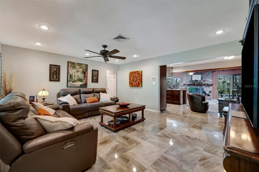 9782 55th Avenue N, Saint Petersburg, FL 33708 - #3