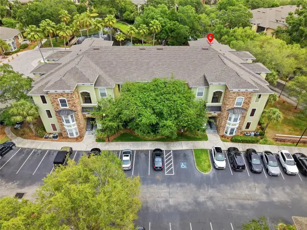 9916 Courtney Palms Boulevard #302, TAMPA, FL 33619