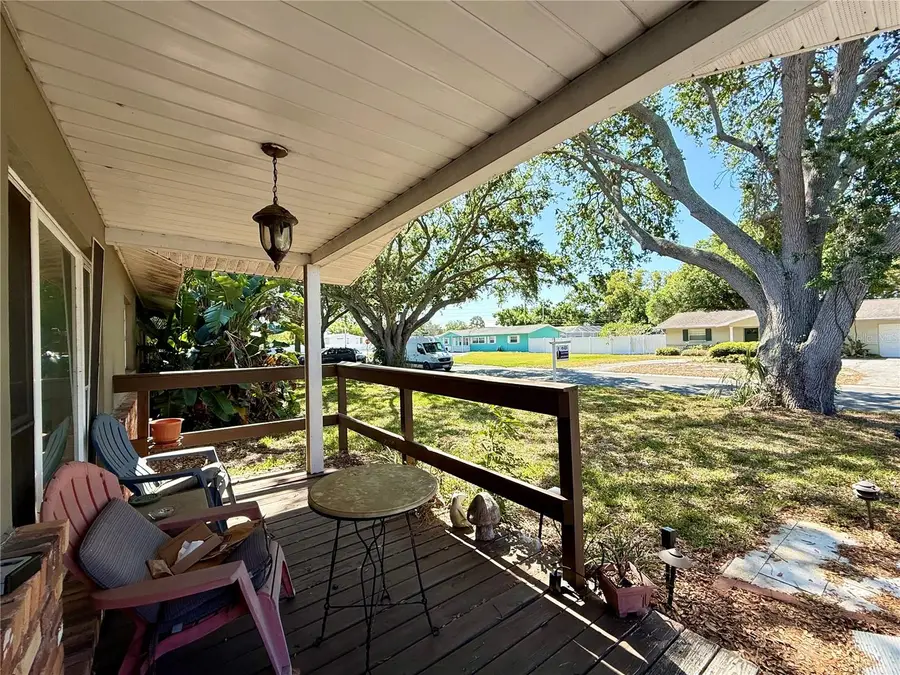 720 15th Avenue Sw, Largo, FL 33770 - #3
