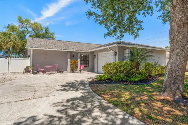 1875 Arbor Drive S, PALM HARBOR, FL 34683