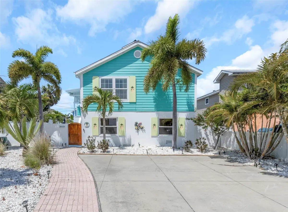 2921 Dupont Street S, Gulfport, FL 33707 - #1