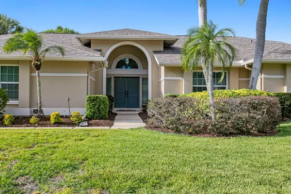 6211 Iroquois Court, ODESSA, FL 33556