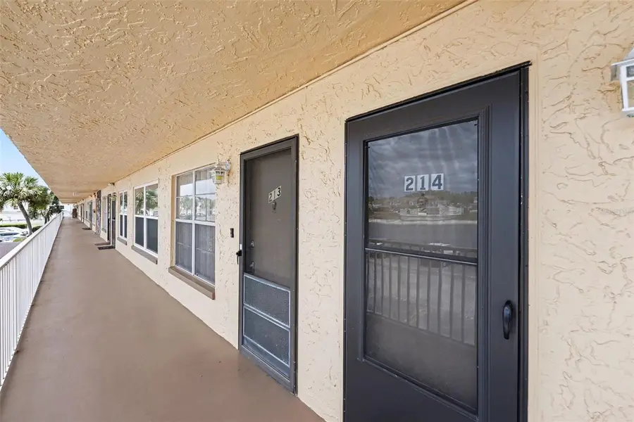 6400 46th Avenue N #214, Kenneth City, FL 33709 - #2