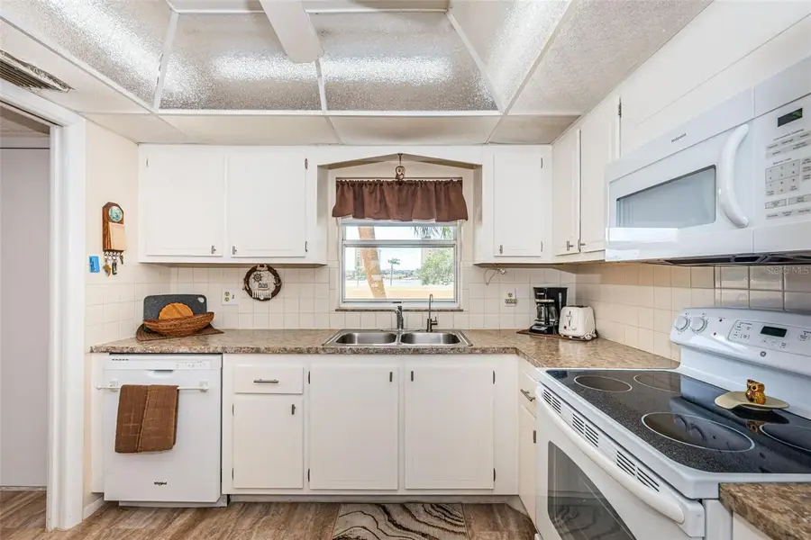 4725 Cove Circle #210, Saint Petersburg, FL 33708 - #2