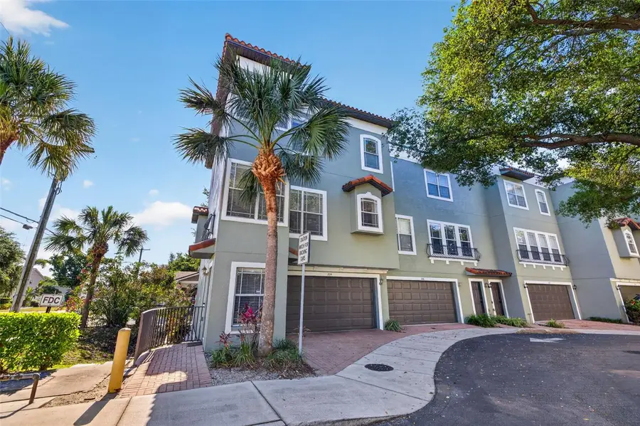 204 Rock Garden Place #1, Tampa, FL 33609 - #3