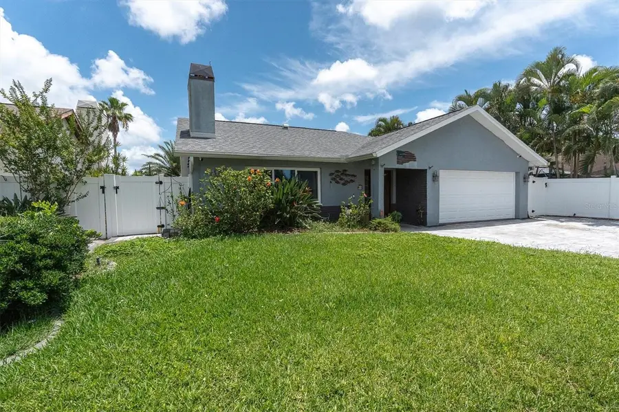 12107 72nd Way, Largo, FL 33773 - #2
