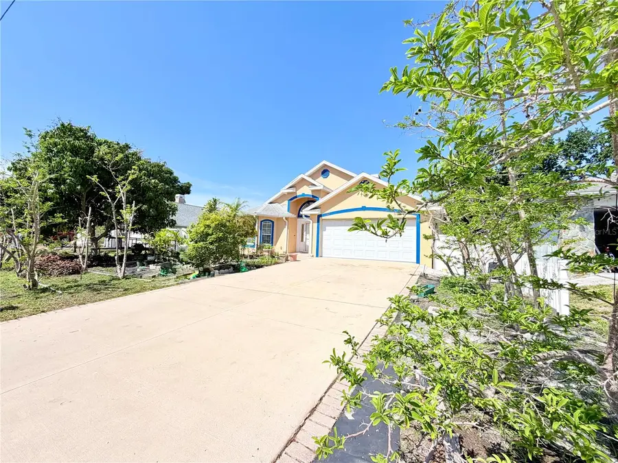 1150 Oakwood Drive, Dunedin, FL 34698 - #2