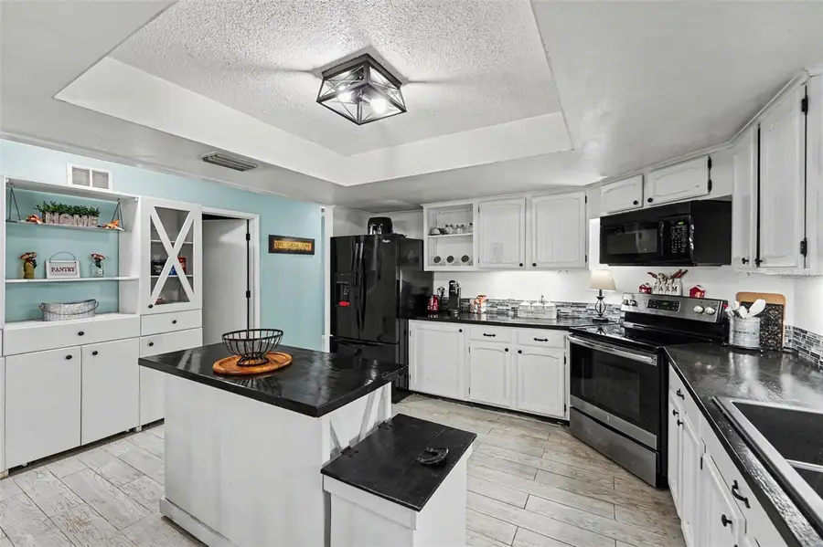 429 Manor Boulevard, Palm Harbor, FL 34683 - #3