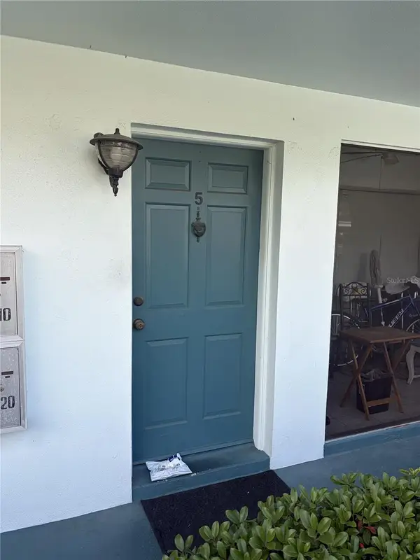 1485 Lakeview Road #5, CLEARWATER, FL 33756