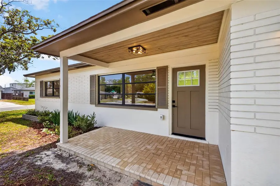 9714 53rd Avenue N, Saint Petersburg, FL 33708 - #2
