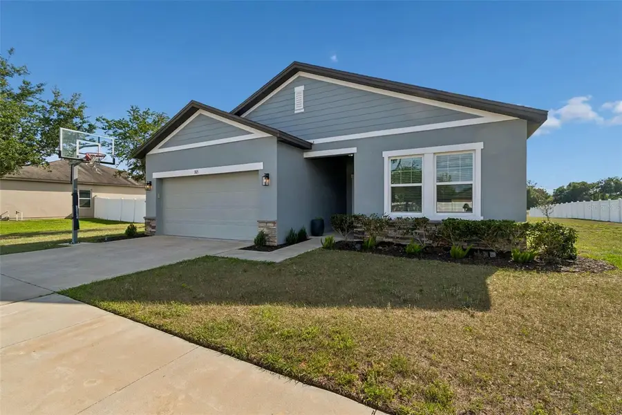 705 Garden Oaks Square, Seffner, FL 33584 - #3