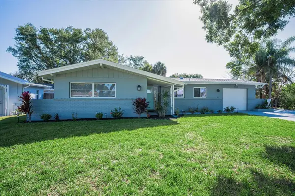 94 Nicholas Drive, DUNEDIN, FL 34698