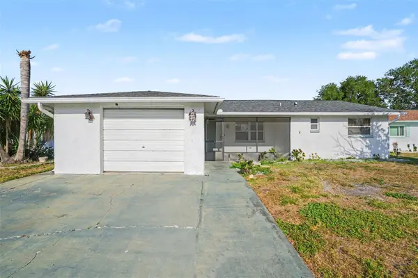 2217 Harrison Drive, HOLIDAY, FL 34691