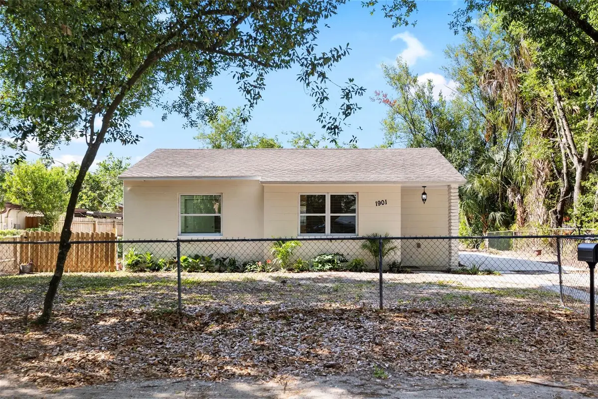 1901 E Shadowlawn Avenue, Tampa, FL 33610 - #1