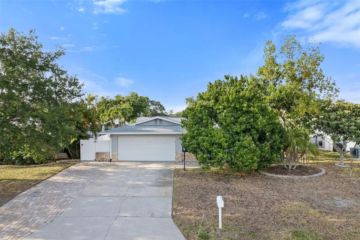 14233 102nd Avenue, Largo, FL 33774 - #1