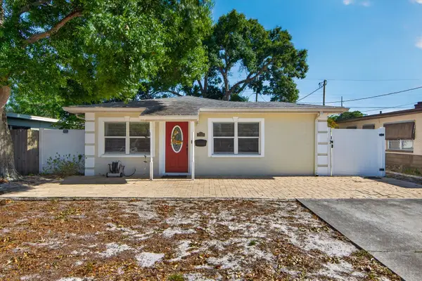 7142 34th Avenue N, ST PETERSBURG, FL 33710
