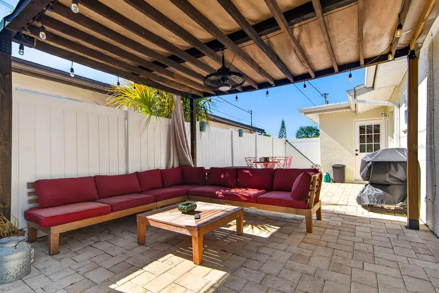7142 34th Avenue N, Saint Petersburg, FL 33710 - #2