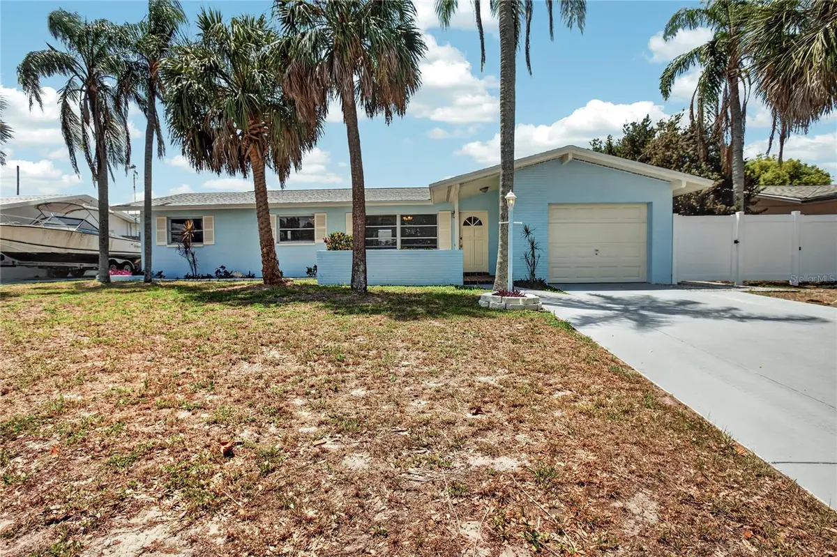 13746 Martinique Drive, Seminole, FL 33776 - #1