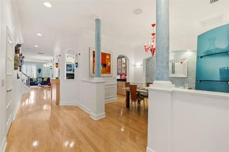 615 Saxony Boulevard, Saint Petersburg, FL 33716 - #3