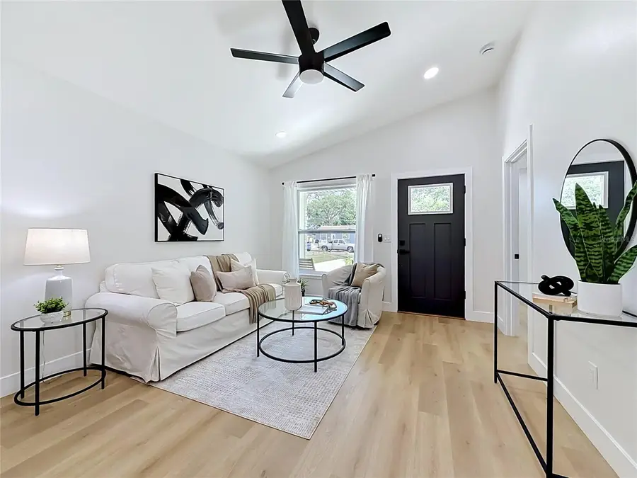 4251 4th Avenue N, Saint Petersburg, FL 33713 - #2