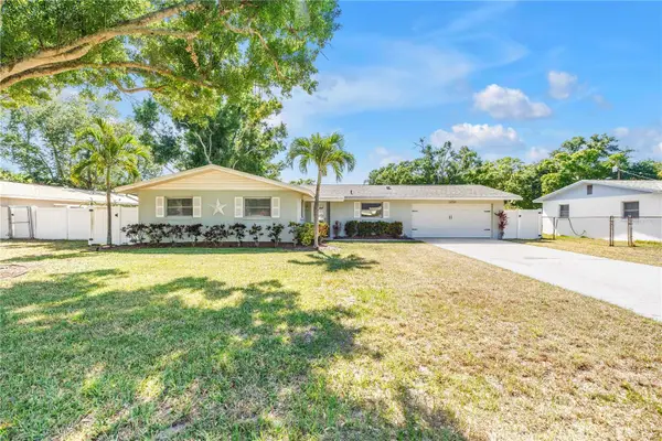 12096 Oak Street, LARGO, FL 33774