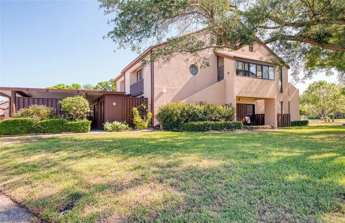 6305 Pelican Creek Crossing #D, Saint Petersburg, FL 33707 - #1