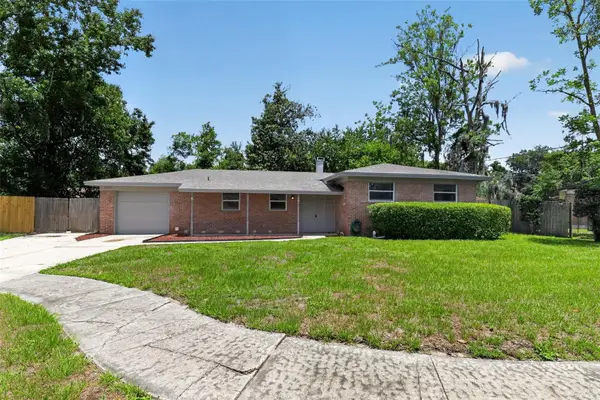 1543 Redbud Court, ORANGE PARK, FL 32073