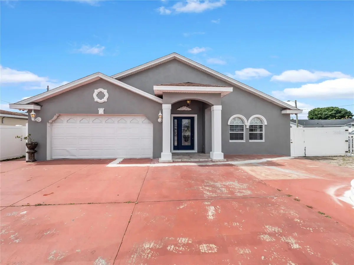 3122 W Crest Avenue, Tampa, FL 33614 - #1