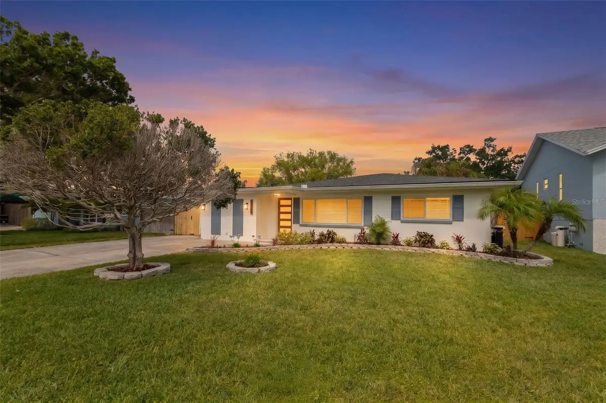 1824 Douglas Avenue, Dunedin, FL 34698 - #1
