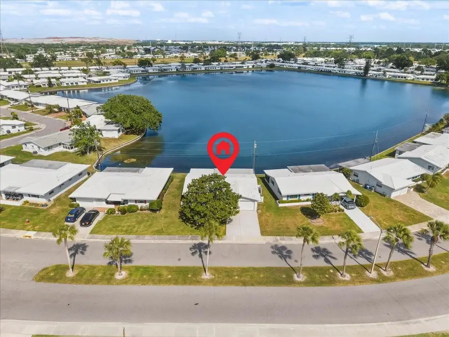 9875 Mainlands Boulevard W, Pinellas Park, FL 33782 - #2