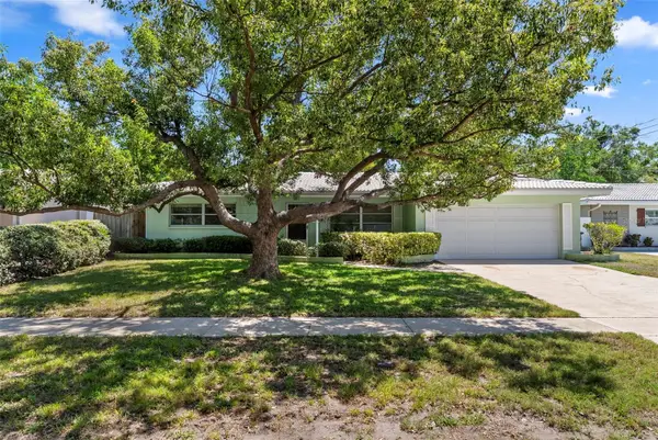 1413 Embassy Drive, CLEARWATER, FL 33764