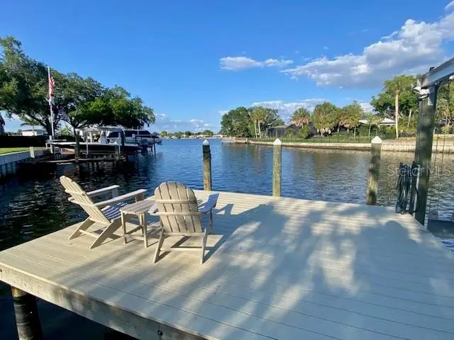 3301 Maple Street Ne, Saint Petersburg, FL 33704 - #2